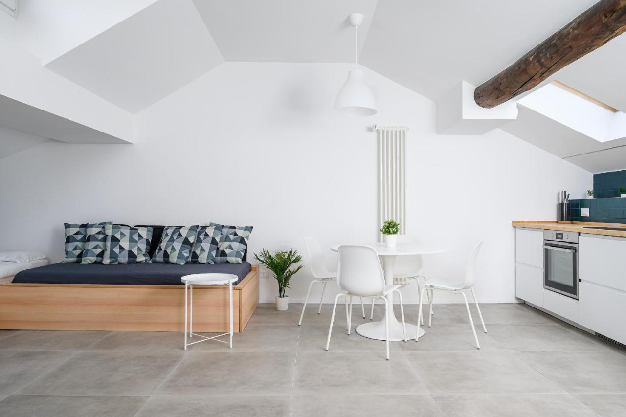 Design Attic Porta Venezia Centrale 65M2 - Self Check-In Milano Dış mekan fotoğraf
